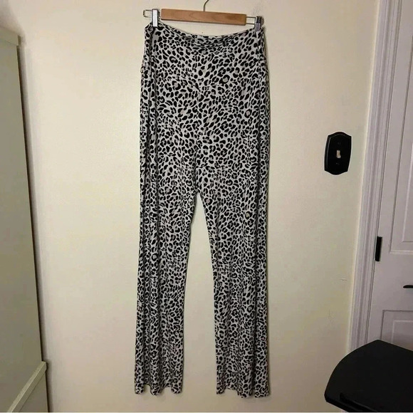 Revolve Norma Kamali Leopard Straight Leg Pant/Legging Size L - Picture 1 of 5